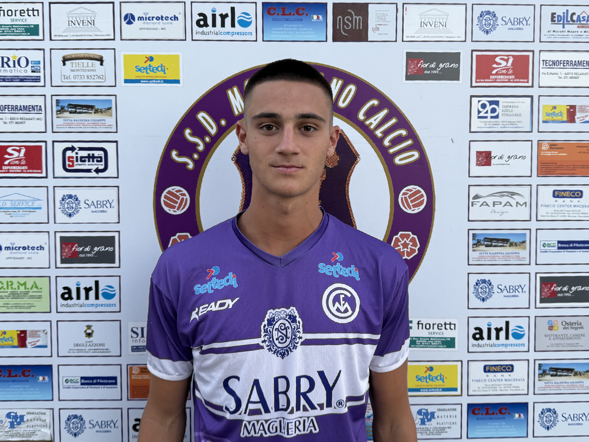 Il giovane Angelucci diventa ufficialmente viola